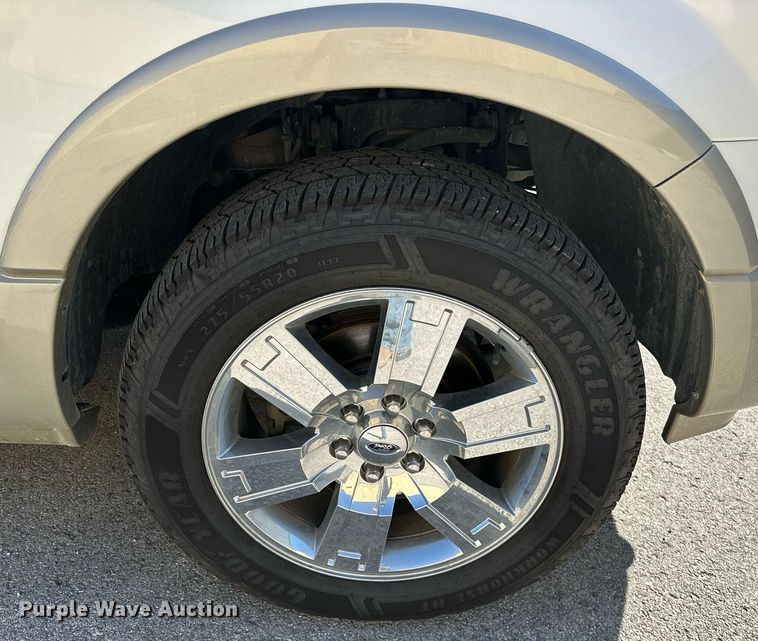 image for item NQ9420 2010 Ford Expedition  SUV