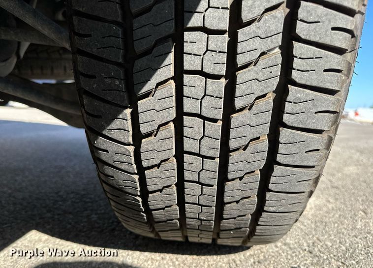 image for item NQ9420 2010 Ford Expedition  SUV