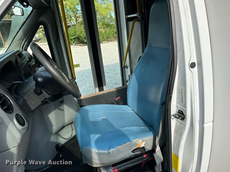 image for item NQ9837 2012 Elkhart  shuttle bus