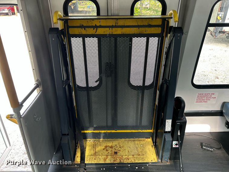 image for item NQ9837 2012 Elkhart  shuttle bus