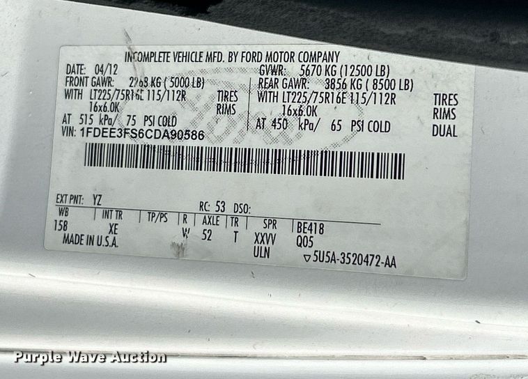 image for item NQ9837 2012 Elkhart  shuttle bus