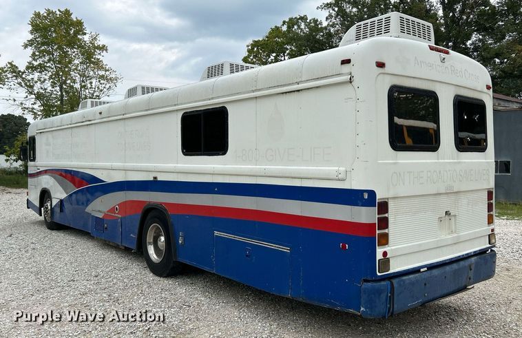 image for item NQ9838 2000 Blue Bird  blood donation bus