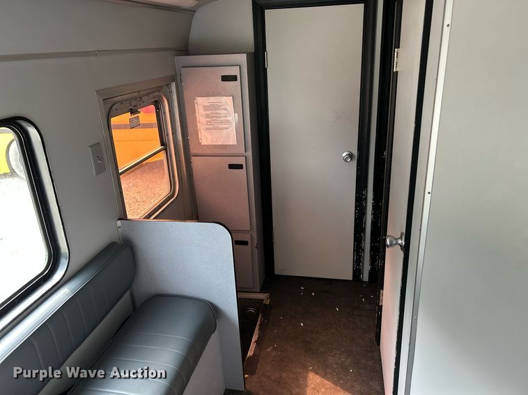 image for item NQ9838 2000 Blue Bird  blood donation bus