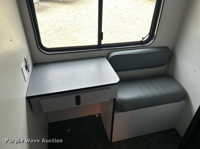 image for item NQ9838 2000 Blue Bird  blood donation bus