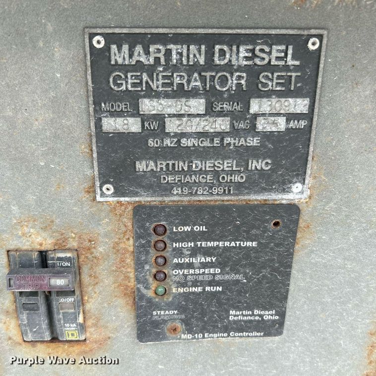 image for item NQ9838 2000 Blue Bird  blood donation bus