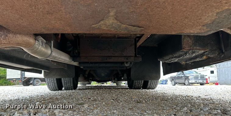 image for item NQ9838 2000 Blue Bird  blood donation bus