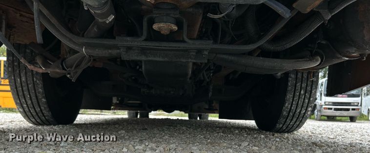 image for item NQ9838 2000 Blue Bird  blood donation bus