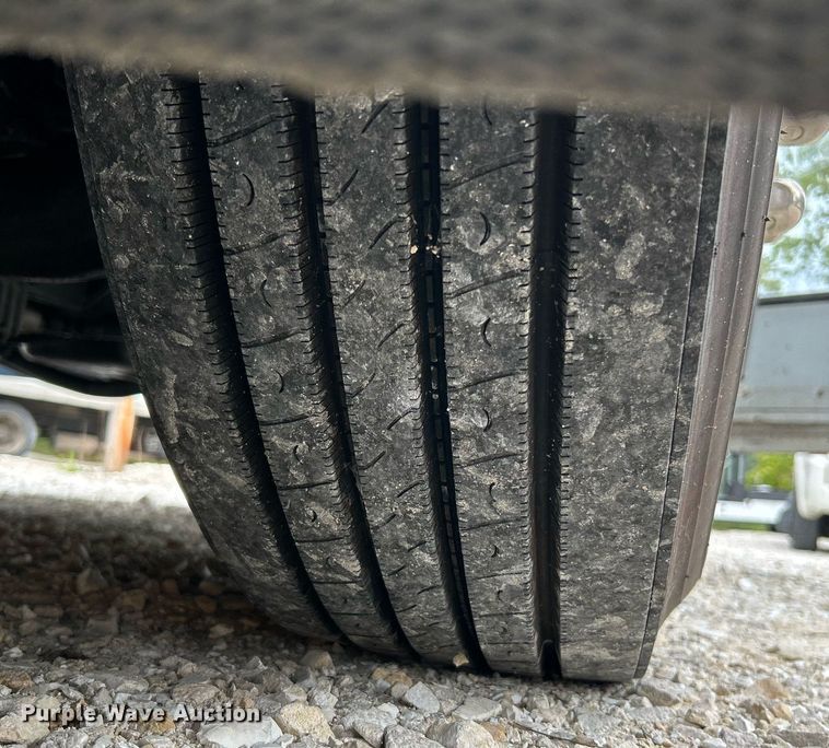 image for item NQ9838 2000 Blue Bird  blood donation bus