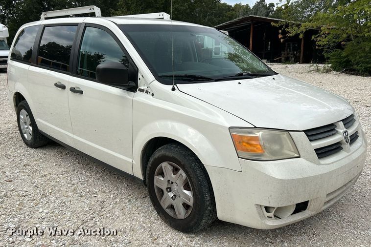 image for item NQ9840 2010 Dodge Grand Caravan  van