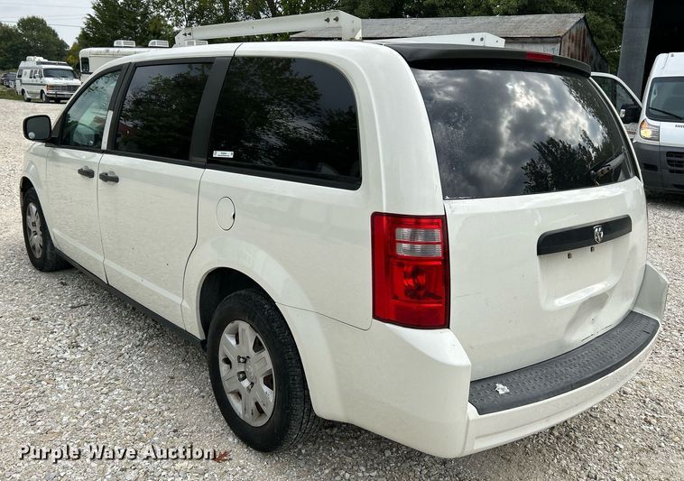 image for item NQ9840 2010 Dodge Grand Caravan  van