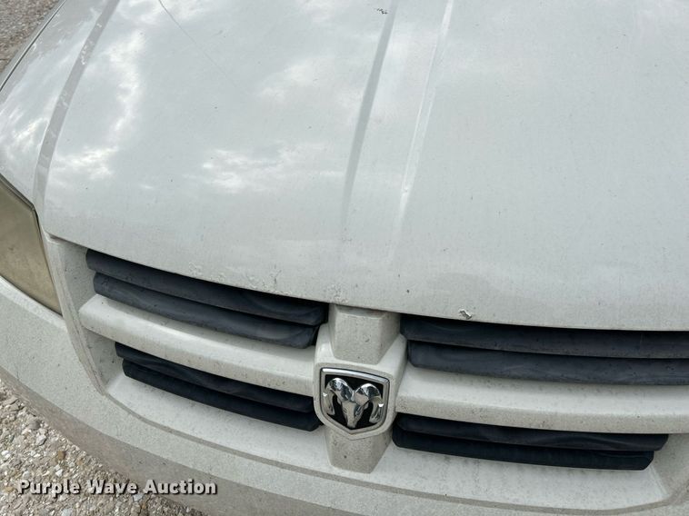 image for item NQ9840 2010 Dodge Grand Caravan  van