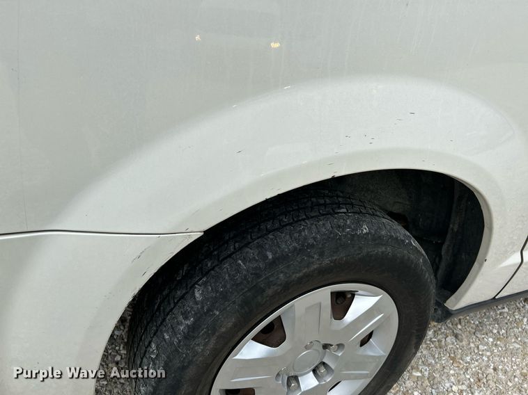 image for item NQ9840 2010 Dodge Grand Caravan  van