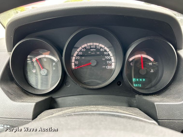 image for item NQ9840 2010 Dodge Grand Caravan  van