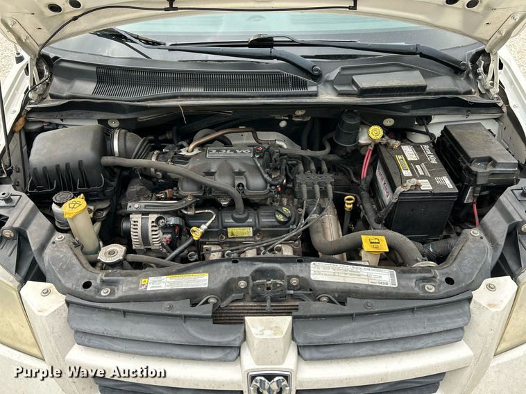 image for item NQ9840 2010 Dodge Grand Caravan  van