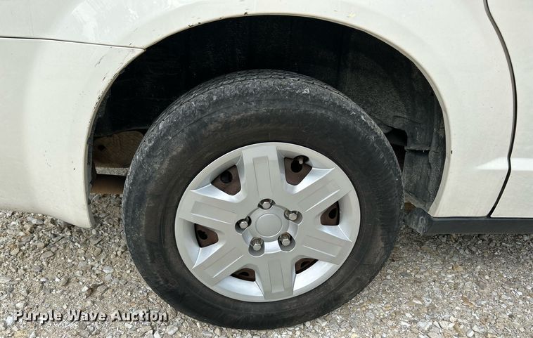 image for item NQ9840 2010 Dodge Grand Caravan  van