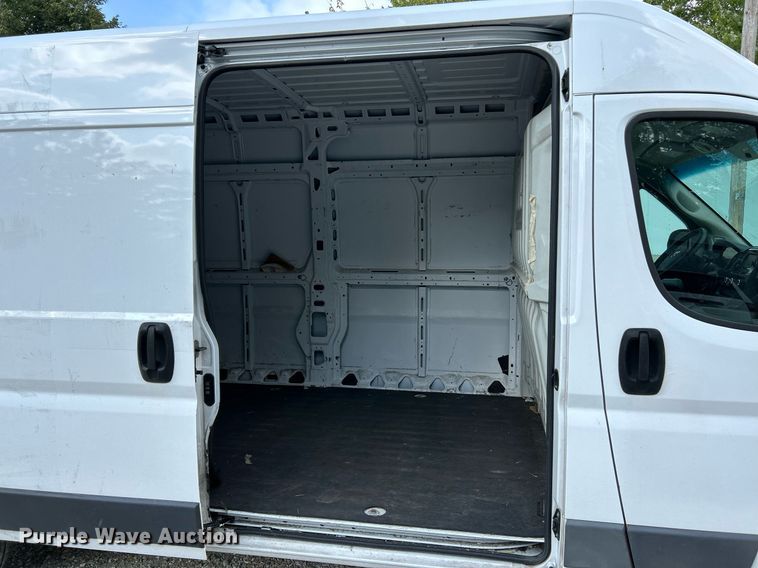 image for item NQ9841 2018 Dodge Ram 3500 Promaster  van