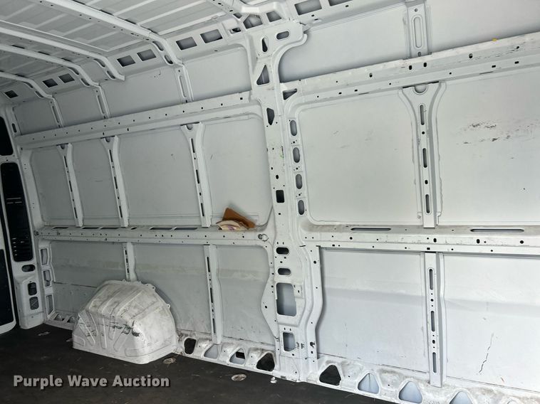 image for item NQ9841 2018 Dodge Ram 3500 Promaster  van