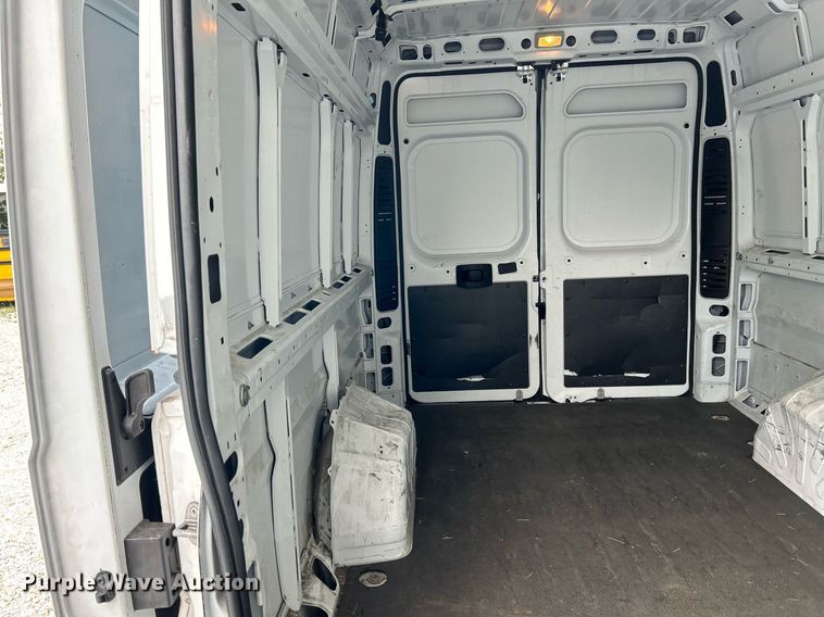 image for item NQ9841 2018 Dodge Ram 3500 Promaster  van