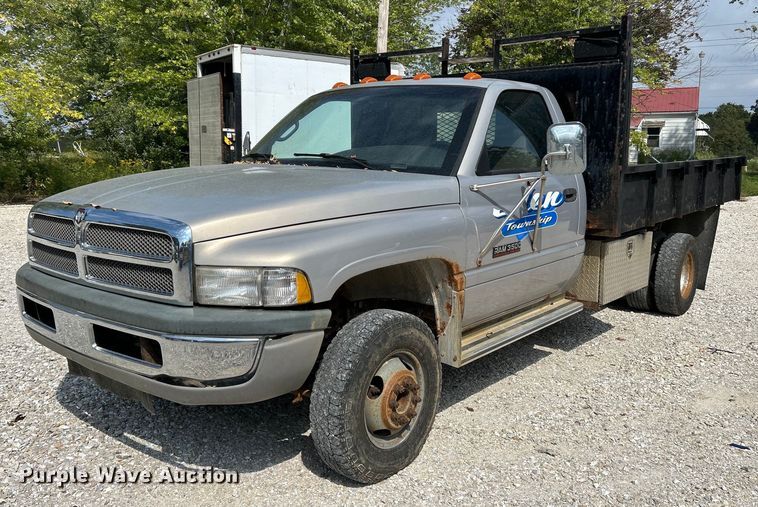 image for item NQ9842 1999 Dodge Ram 3500  dump bed pickup truck
