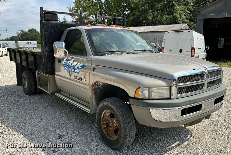 image for item NQ9842 1999 Dodge Ram 3500  dump bed pickup truck
