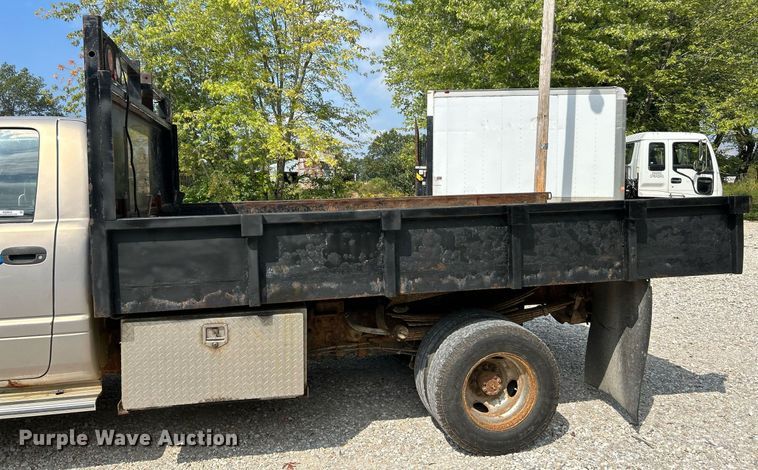 image for item NQ9842 1999 Dodge Ram 3500  dump bed pickup truck