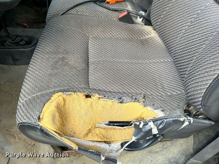 image for item NQ9842 1999 Dodge Ram 3500  dump bed pickup truck