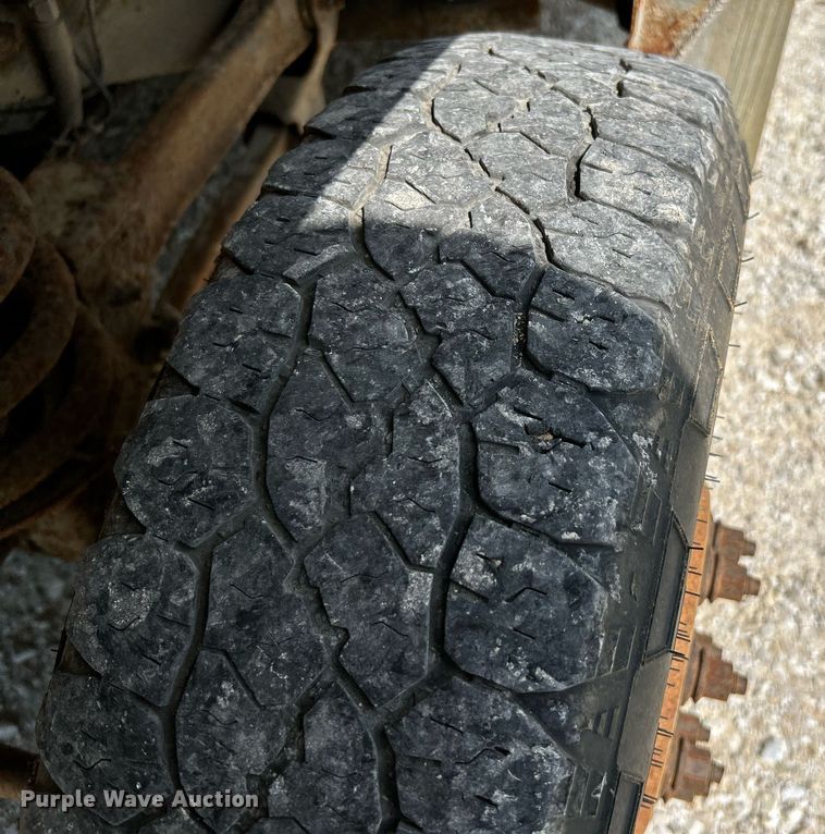 image for item NQ9842 1999 Dodge Ram 3500  dump bed pickup truck