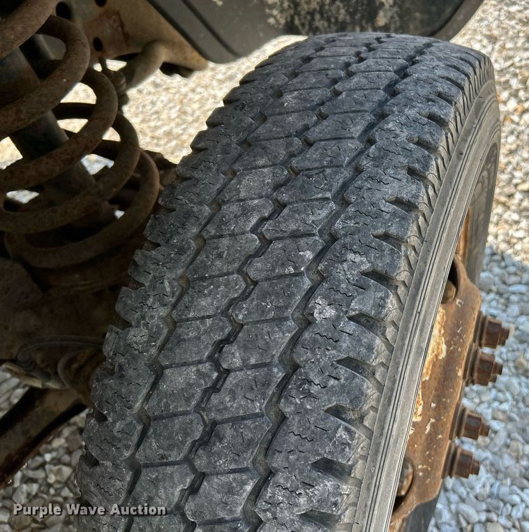 image for item NQ9842 1999 Dodge Ram 3500  dump bed pickup truck