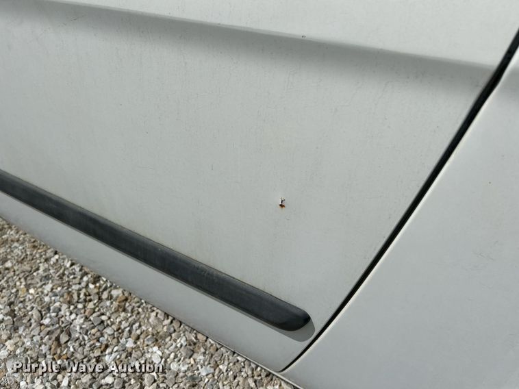 image for item NQ9843 2006 Dodge Grand Caravan  van