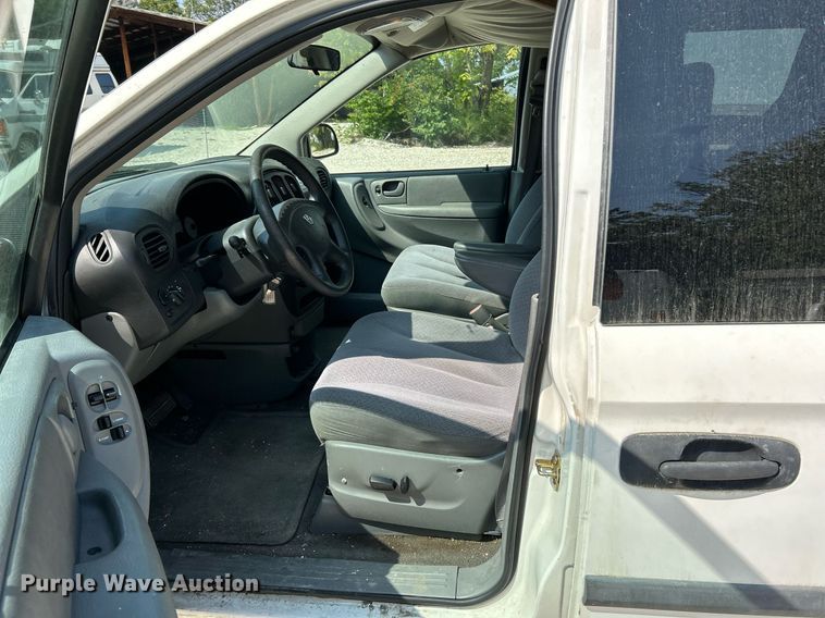 image for item NQ9843 2006 Dodge Grand Caravan  van