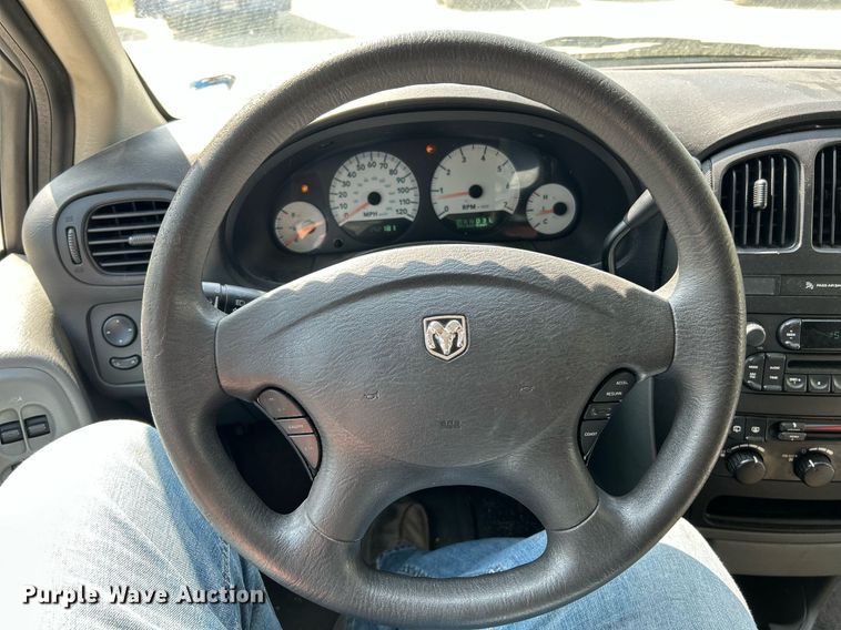 image for item NQ9843 2006 Dodge Grand Caravan  van