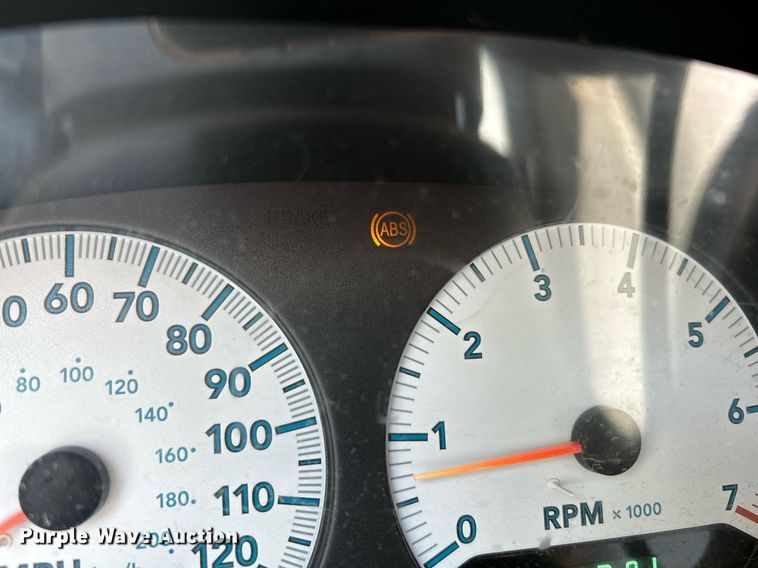 image for item NQ9843 2006 Dodge Grand Caravan  van