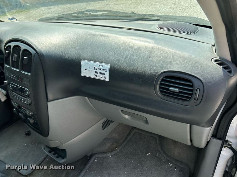 image for item NQ9843 2006 Dodge Grand Caravan  van