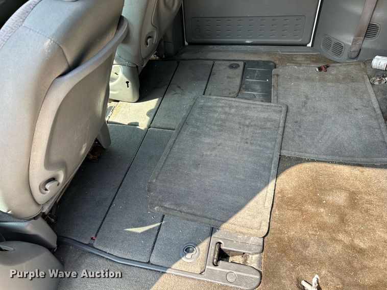 image for item NQ9843 2006 Dodge Grand Caravan  van