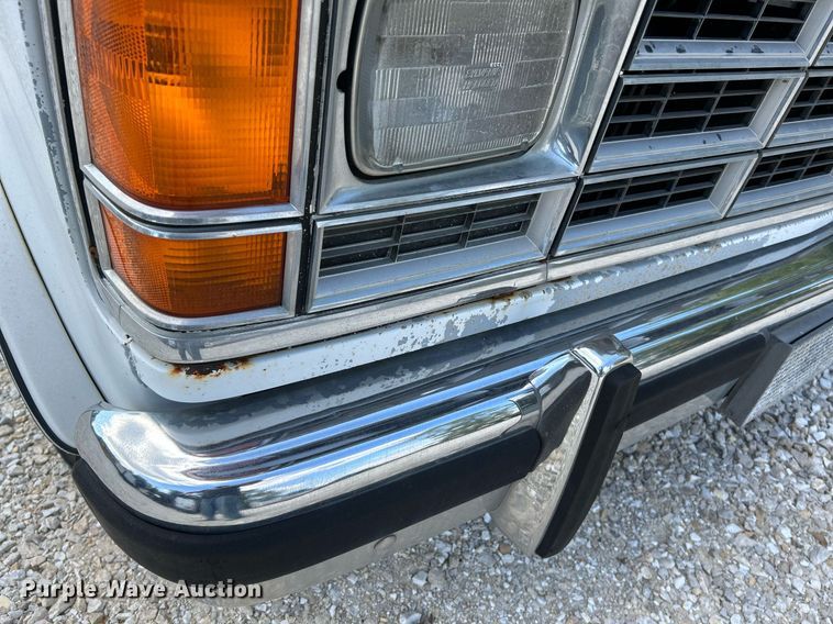 image for item NQ9844 1990 Dodge Ram  RV