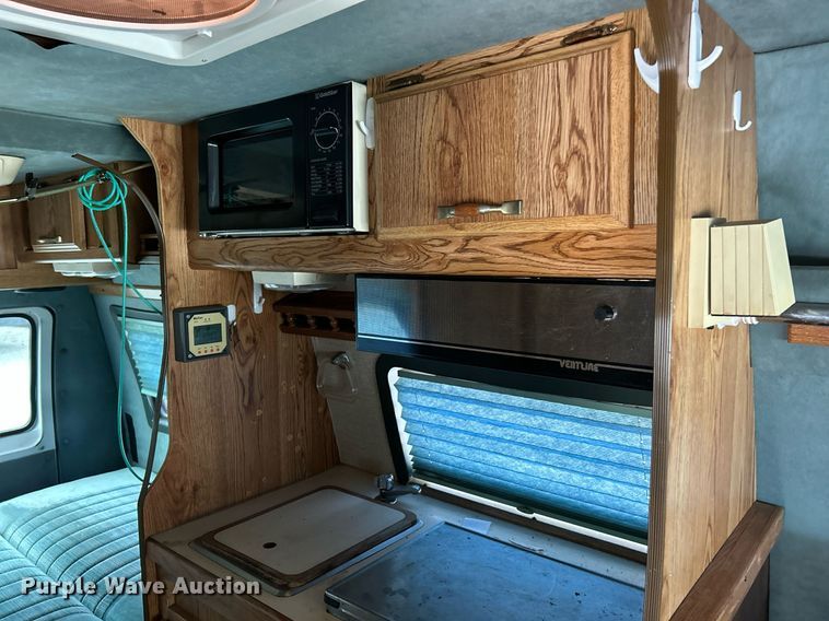 image for item NQ9844 1990 Dodge Ram  RV