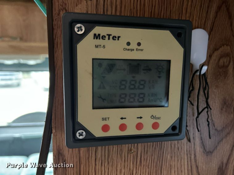 image for item NQ9844 1990 Dodge Ram  RV