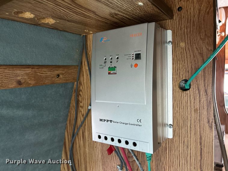 image for item NQ9844 1990 Dodge Ram  RV