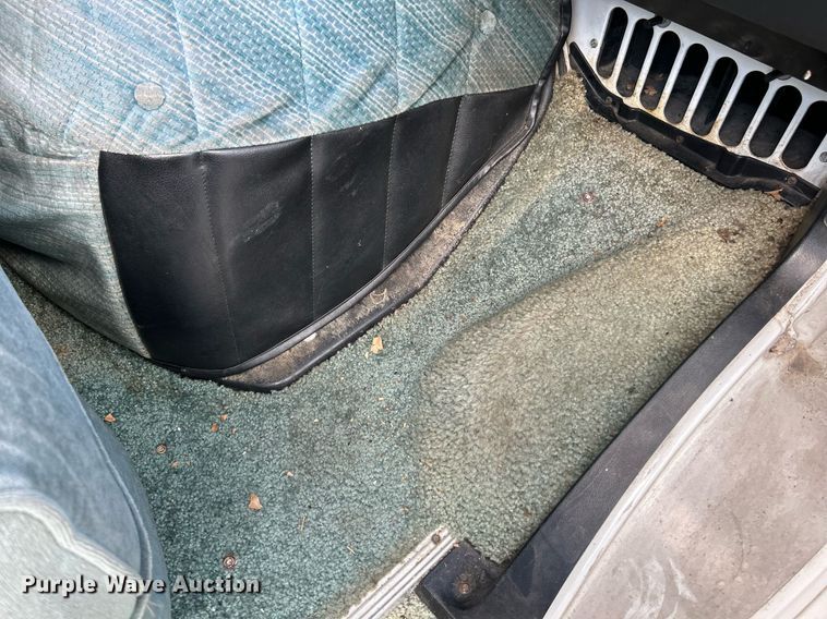 image for item NQ9844 1990 Dodge Ram  RV