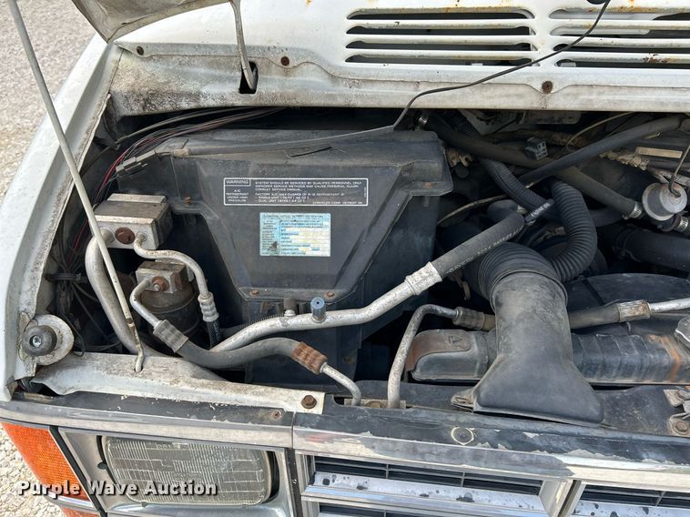 image for item NQ9844 1990 Dodge Ram  RV