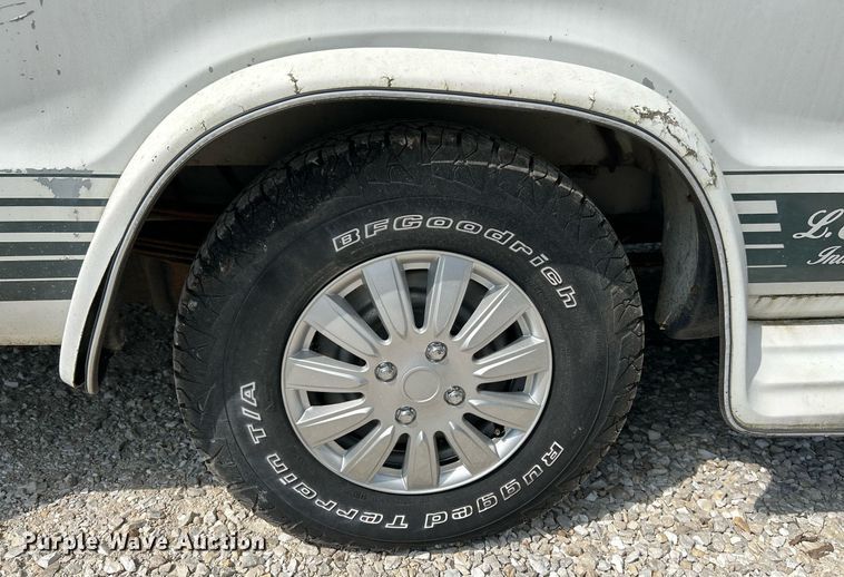 image for item NQ9844 1990 Dodge Ram  RV