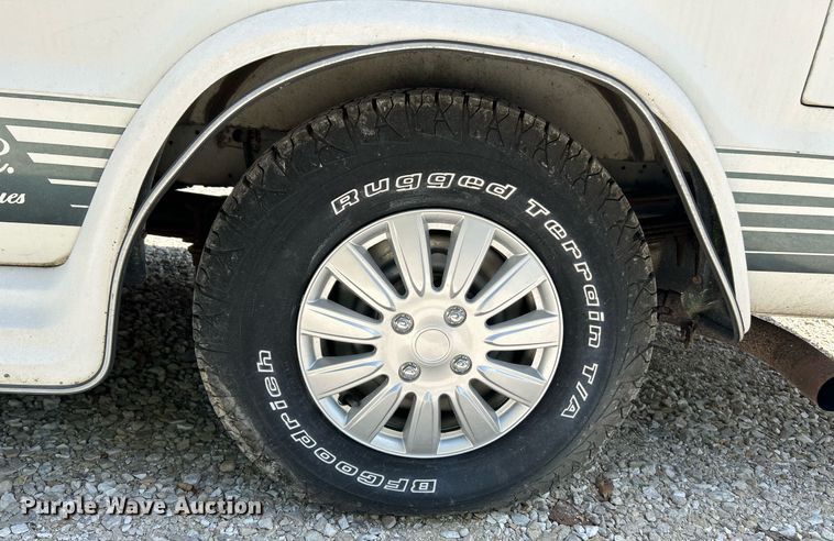 image for item NQ9844 1990 Dodge Ram  RV