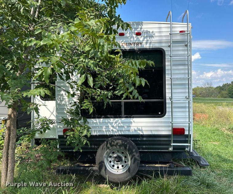 image for item NQ9848 2012 Heartland Northcountry  camper