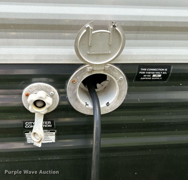 image for item NQ9848 2012 Heartland Northcountry  camper