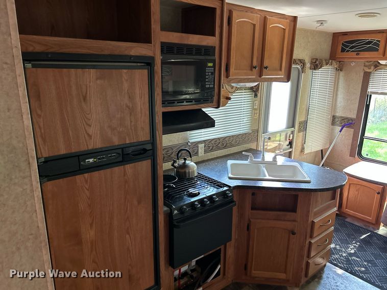 image for item NQ9848 2012 Heartland Northcountry  camper