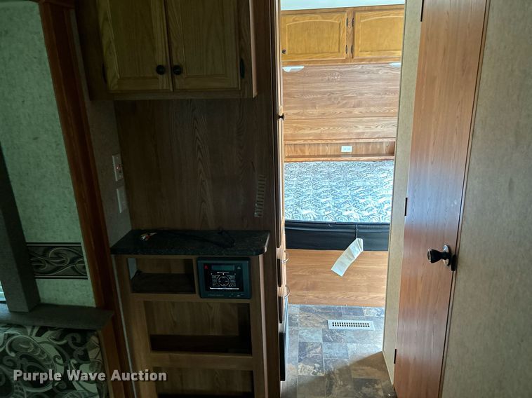 image for item NQ9848 2012 Heartland Northcountry  camper