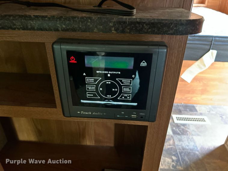 image for item NQ9848 2012 Heartland Northcountry  camper