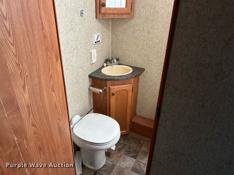 image for item NQ9848 2012 Heartland Northcountry  camper