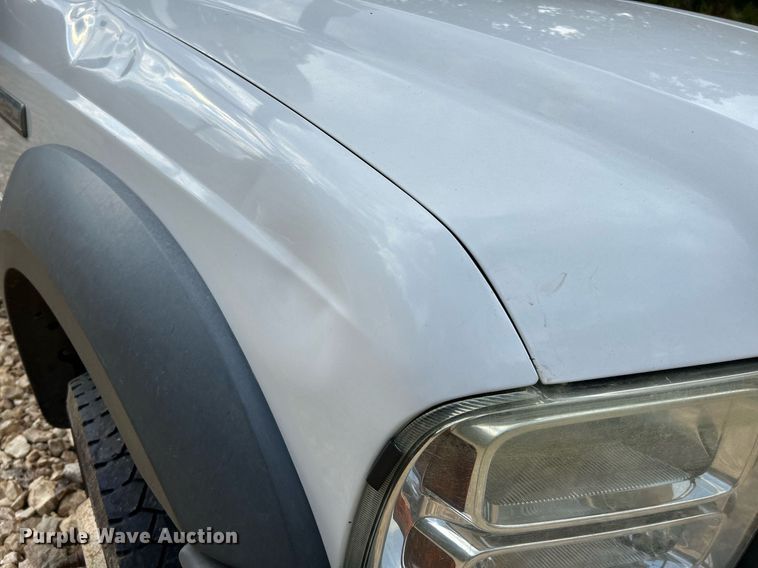 image for item NQ9849 2005 Ford F450 Super Duty XL  bucket truck