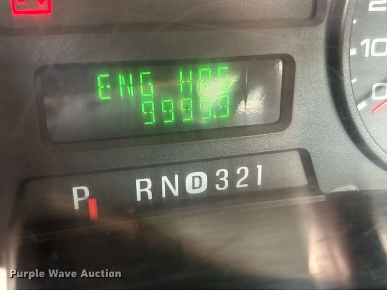 image for item NQ9849 2005 Ford F450 Super Duty XL  bucket truck